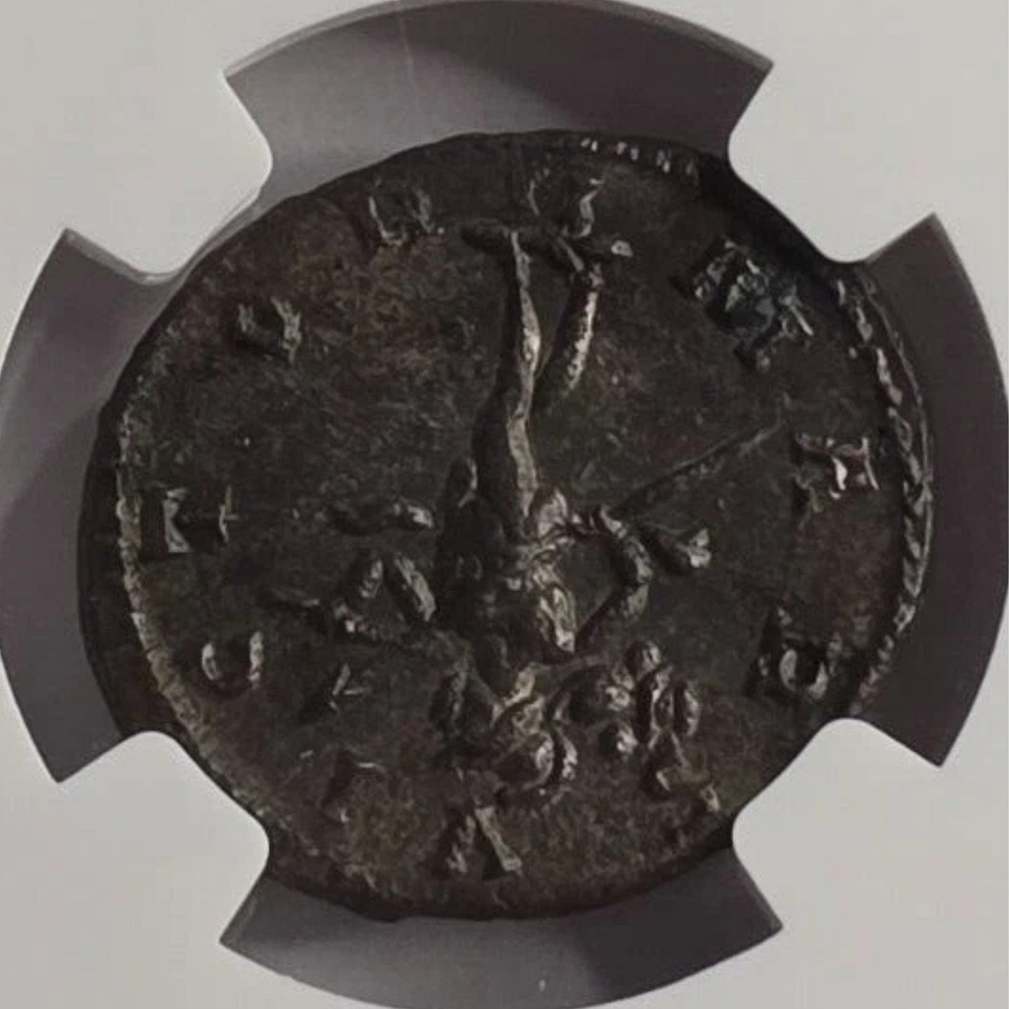 【“戦神が導く葡萄冠”】プロブス帝 アウレリアヌス銀化銅貨〈NGC Ch AU〉— 放射冠肖像 & マルス・ウィクトル進軍図